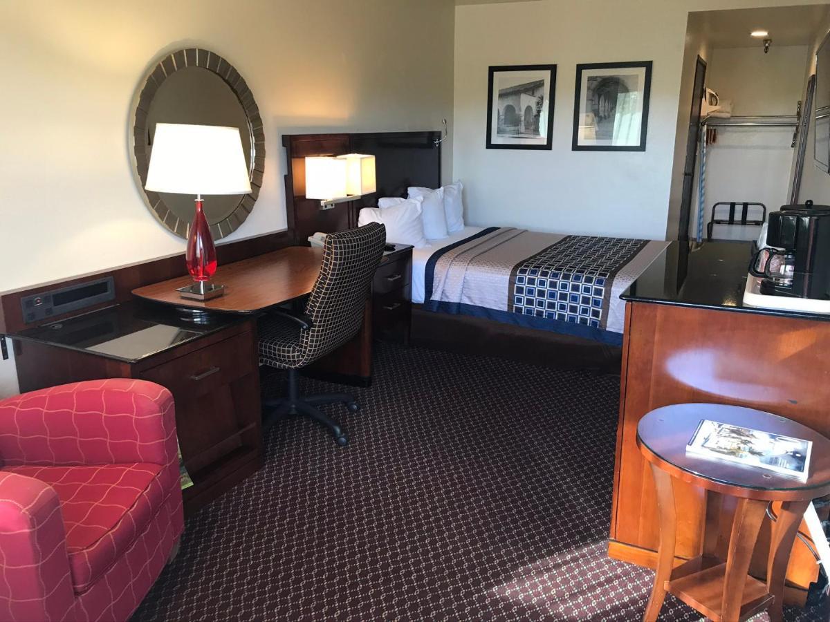 Oakridge Inn Oak View Εξωτερικό φωτογραφία