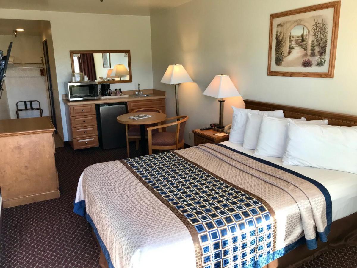 Oakridge Inn Oak View Εξωτερικό φωτογραφία