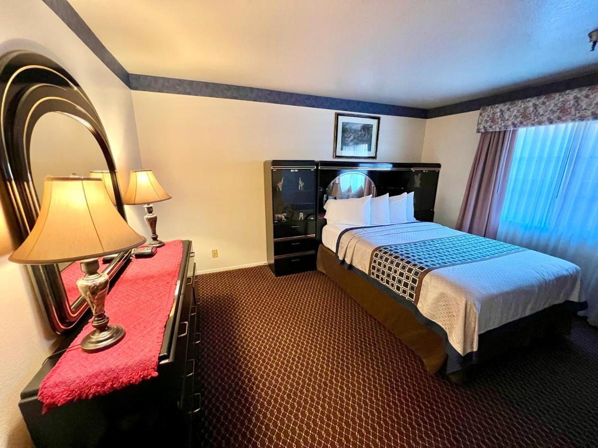 Oakridge Inn Oak View Εξωτερικό φωτογραφία