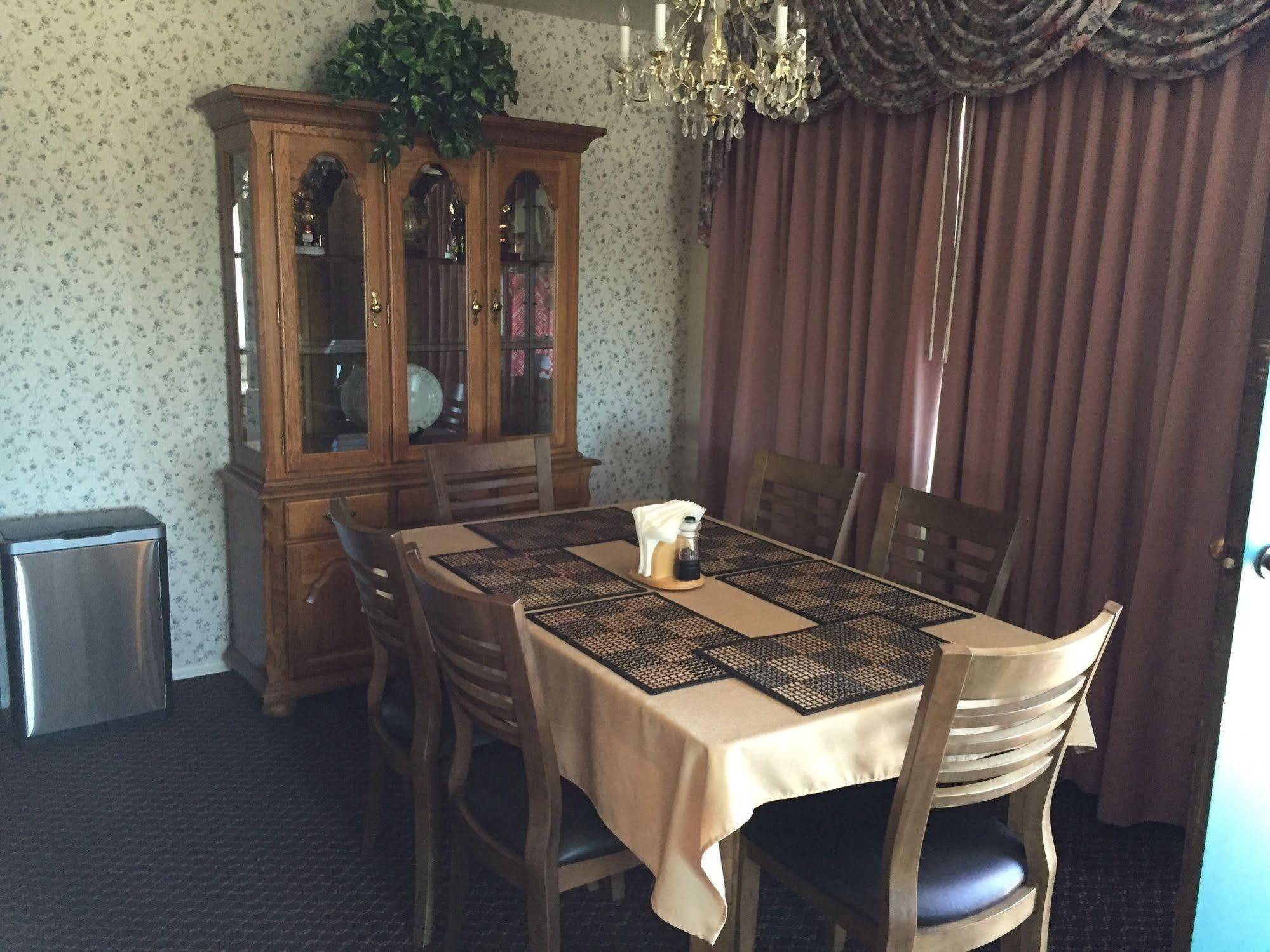 Oakridge Inn Oak View Εξωτερικό φωτογραφία