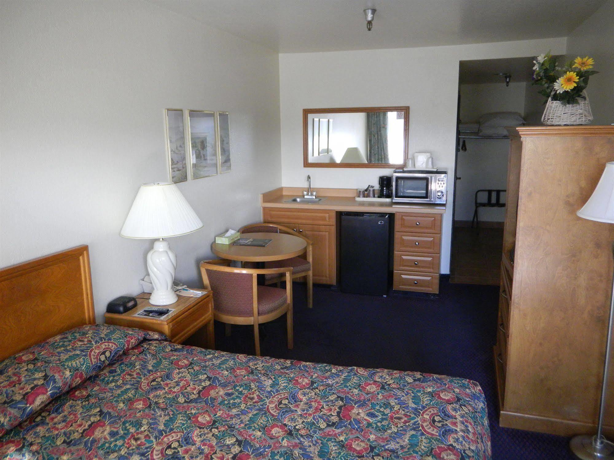 Oakridge Inn Oak View Εξωτερικό φωτογραφία